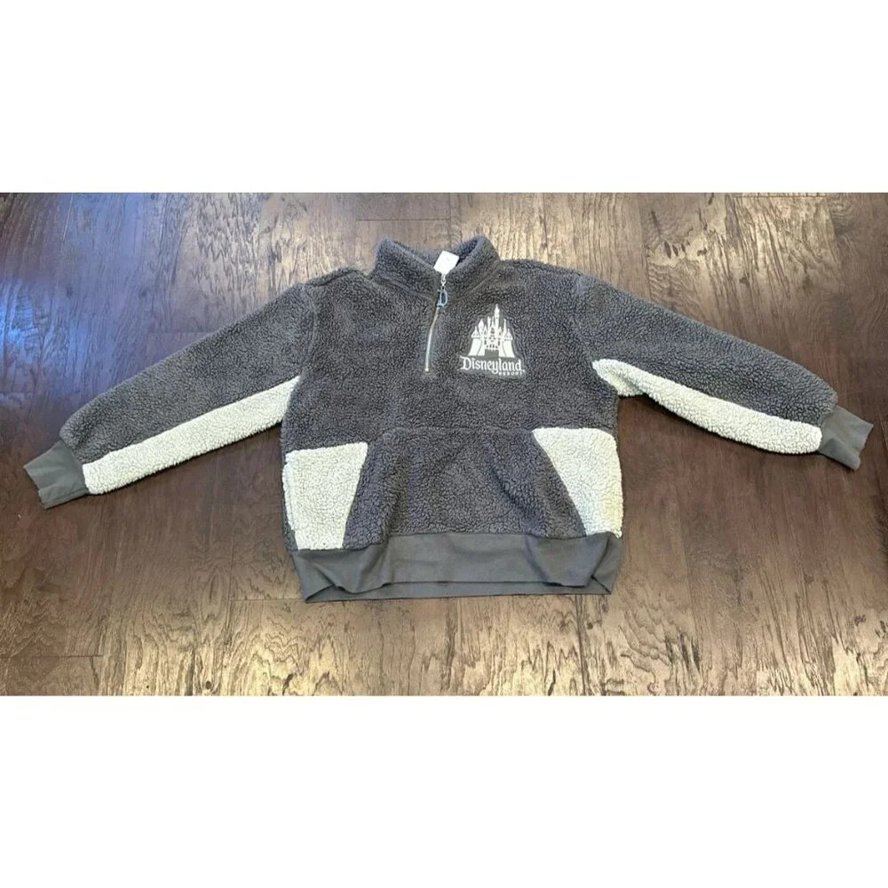 Disneyland Spirit Jersey Sherpa‎ sweater